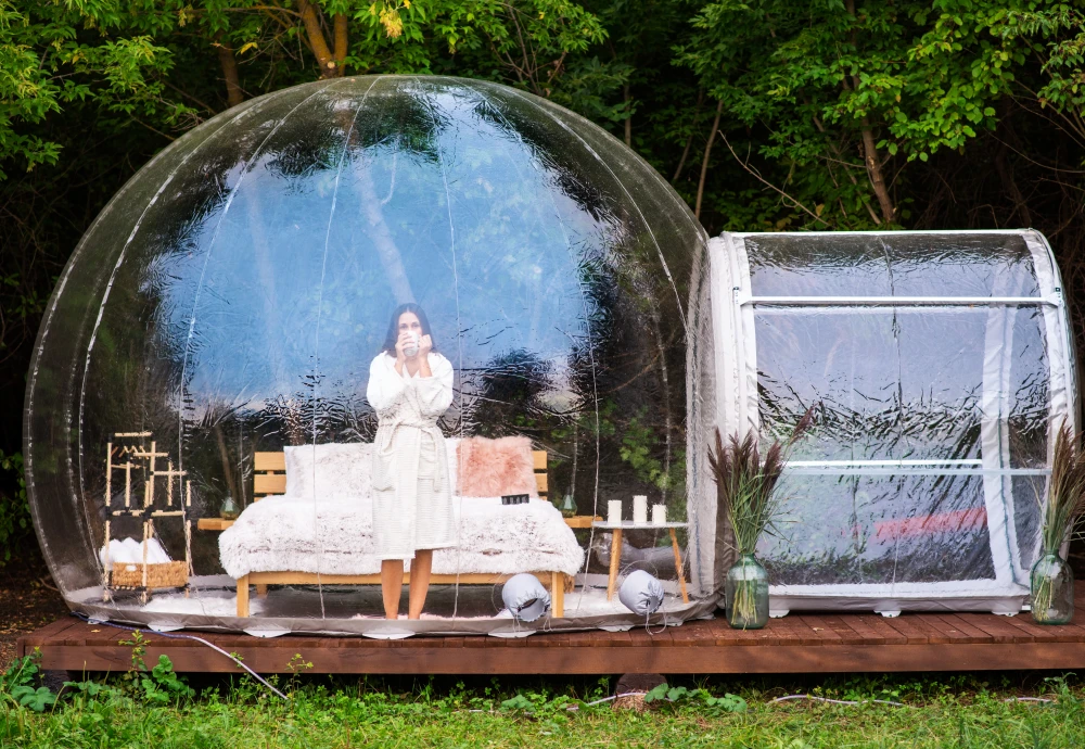 clear plastic bubble tent